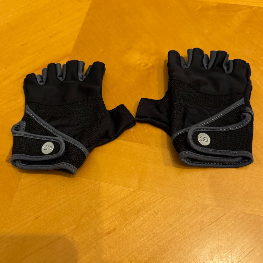 Women’s Workout Gloves